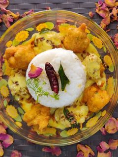 कढी चावल (Kadhi Chawal recipe in marathi) रेसिपी चे मुख्य फोटो