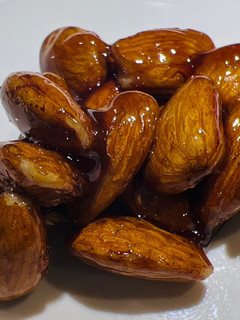 A picture of Orange Candied Almonds.
