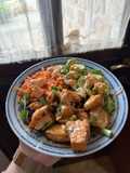 Salmon rice bowl
