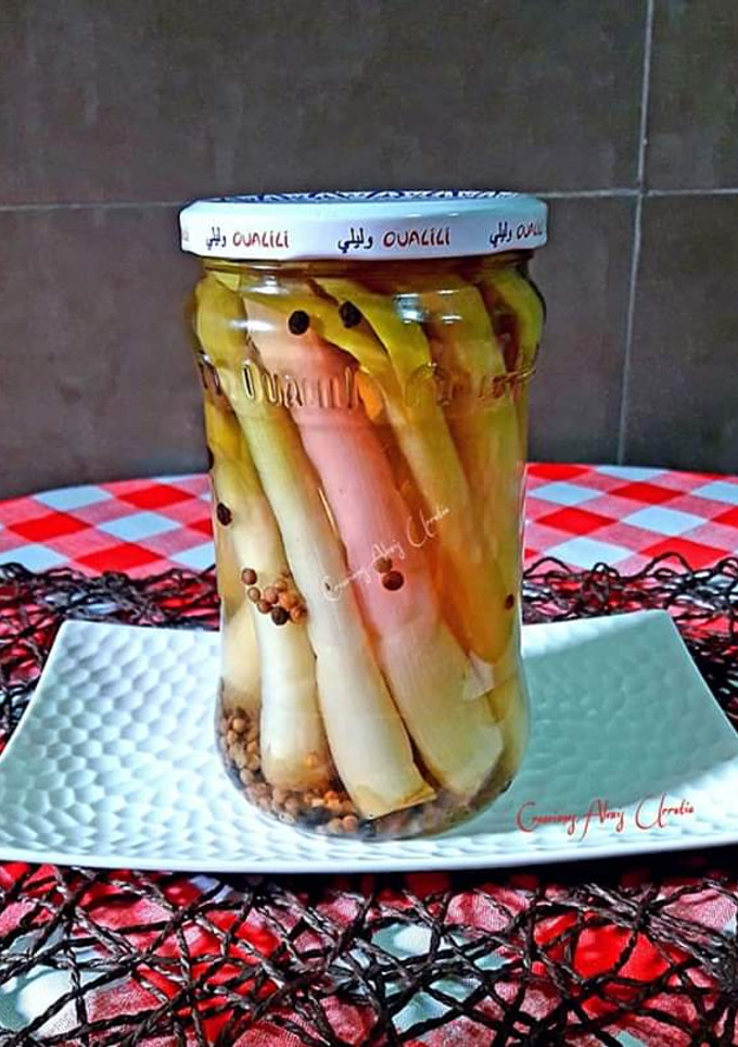 Una foto de Cebolletas tiernas en vinagre agridulce en semi conservas
