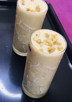 A picture of Figs & bananas smoothie.