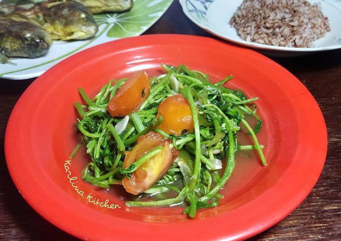 Resep Tumis Selada Air Oleh Karlina Kitchen Cookpad