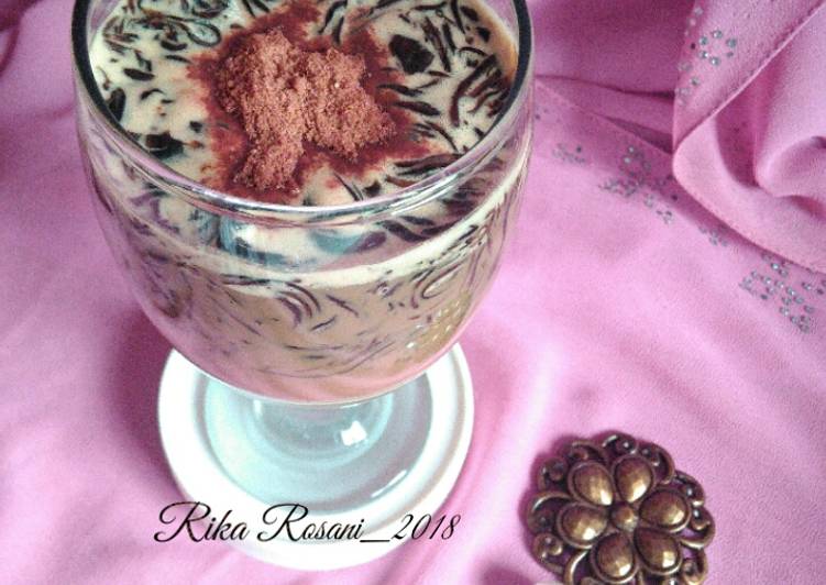 urutan Memasak Hot Cappucino Cincau #kamisManis yang Enak Banget