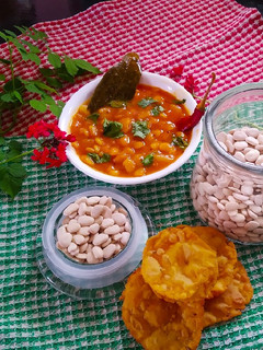વાલ નું શાક (Val Shak Recipe In Gujarati) રેસીપી મુખ્ય ફોટો