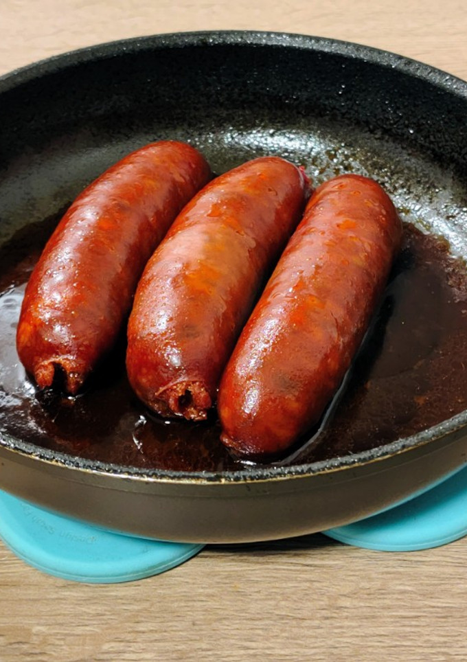 Una foto de Chorizos al vino (de Ribeiro)