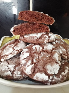 Una foto de Galletitas craqueladas de chocolate 🍫