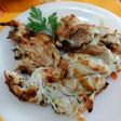 Muslos y contramuslos de pollo, deshuesados a la brasa
