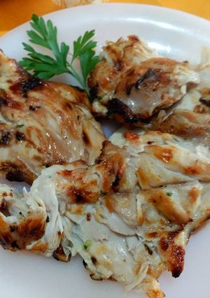 Foto principal de Muslos y contramuslos de pollo, deshuesados a la brasa