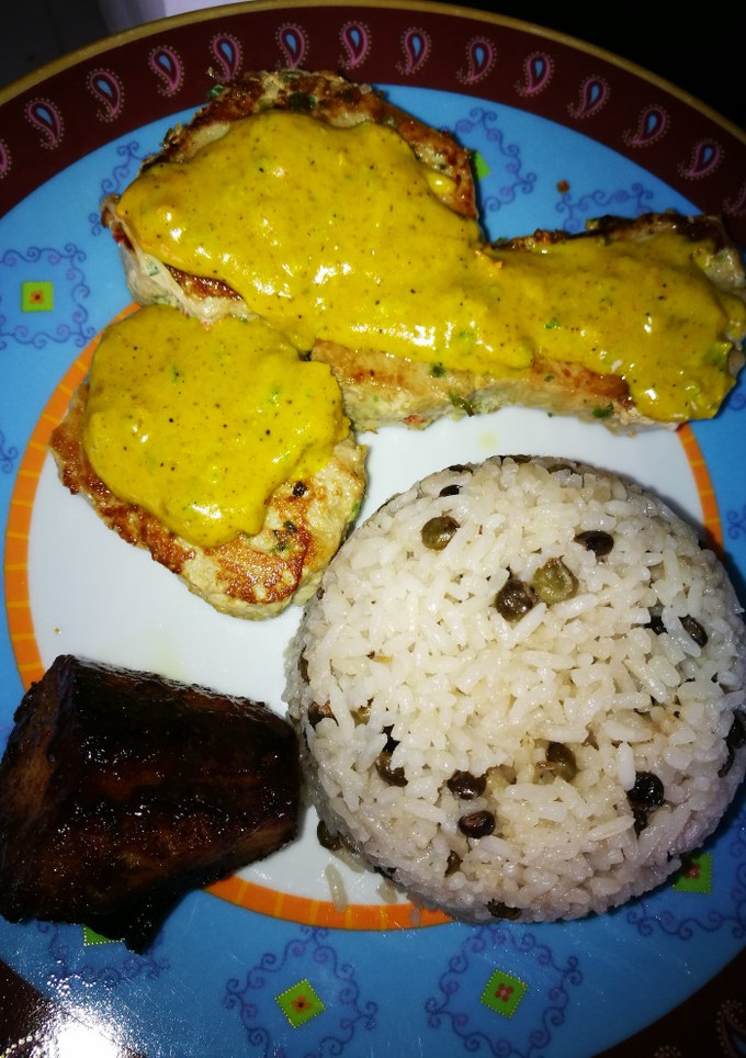 Una foto de Lomo de atún a la plancha en salsa al Curry