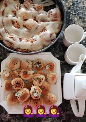A picture of Cinnabons.