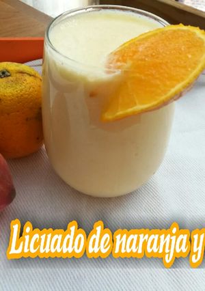 Una foto de Licuado de naranja y duraznos