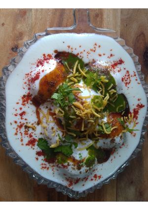 A picture of Dahi vada recipe.