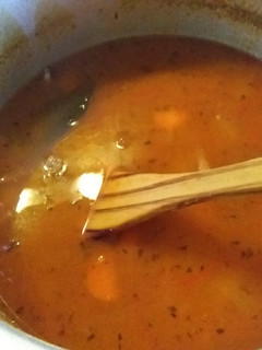 Una foto de Codornices estofadas con patatas fritas