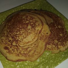 A picture of Banana -Oat pancake.
