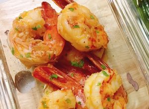 Hình của món Tôm sốt bơ tỏi.