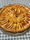 Tarte aux pommes crème de banane, amandes et orange