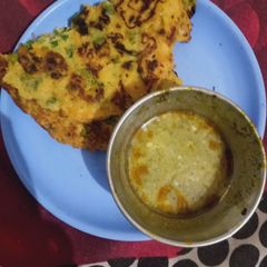 A picture of Besan ka chilla.