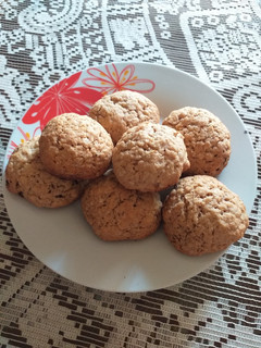 Una foto de Galletitas de avena y coco 😋
