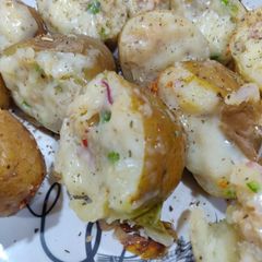 A picture of Cheesy Potato buckets.