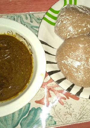 A picture of Tuwon dawa Da miyan kuka.