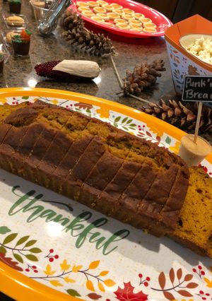 A picture of Pumpkin bread.