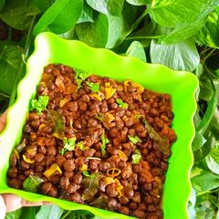 A picture of Black Chana Chaat.