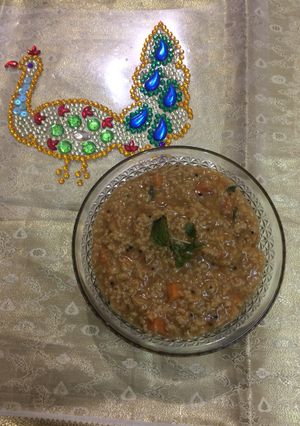 A picture of Maggi masala oats with veggies.