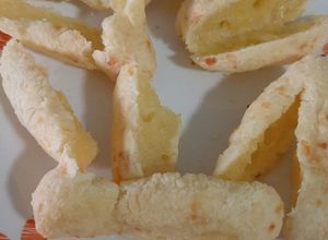 Foto de Biscoito de Polvilho com Queijo Frito na AirFryer