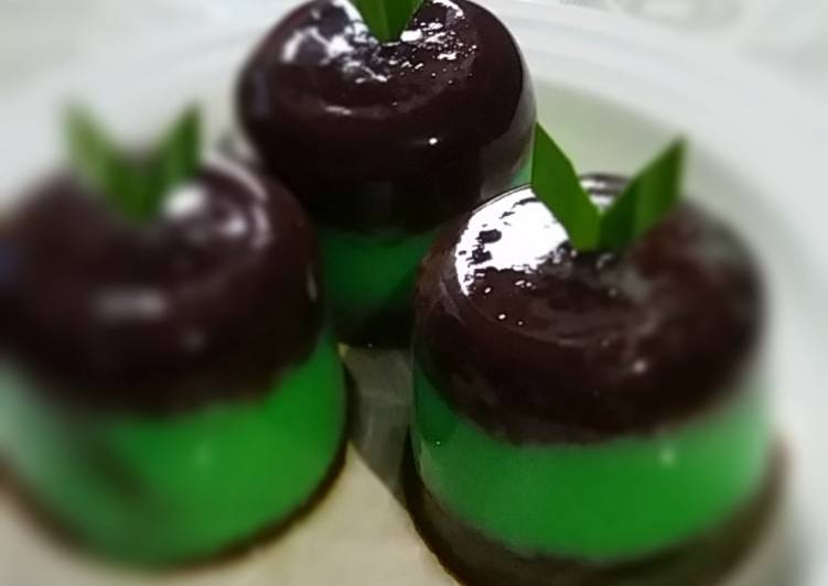 Langkah Mudah untuk Masak Puding marmer (chocopand) coklat pandan Anti Gagal