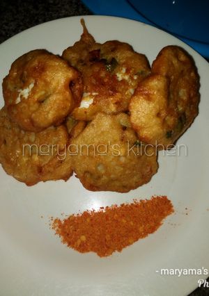A picture of Kosai mai kwai(Akara with egg).
