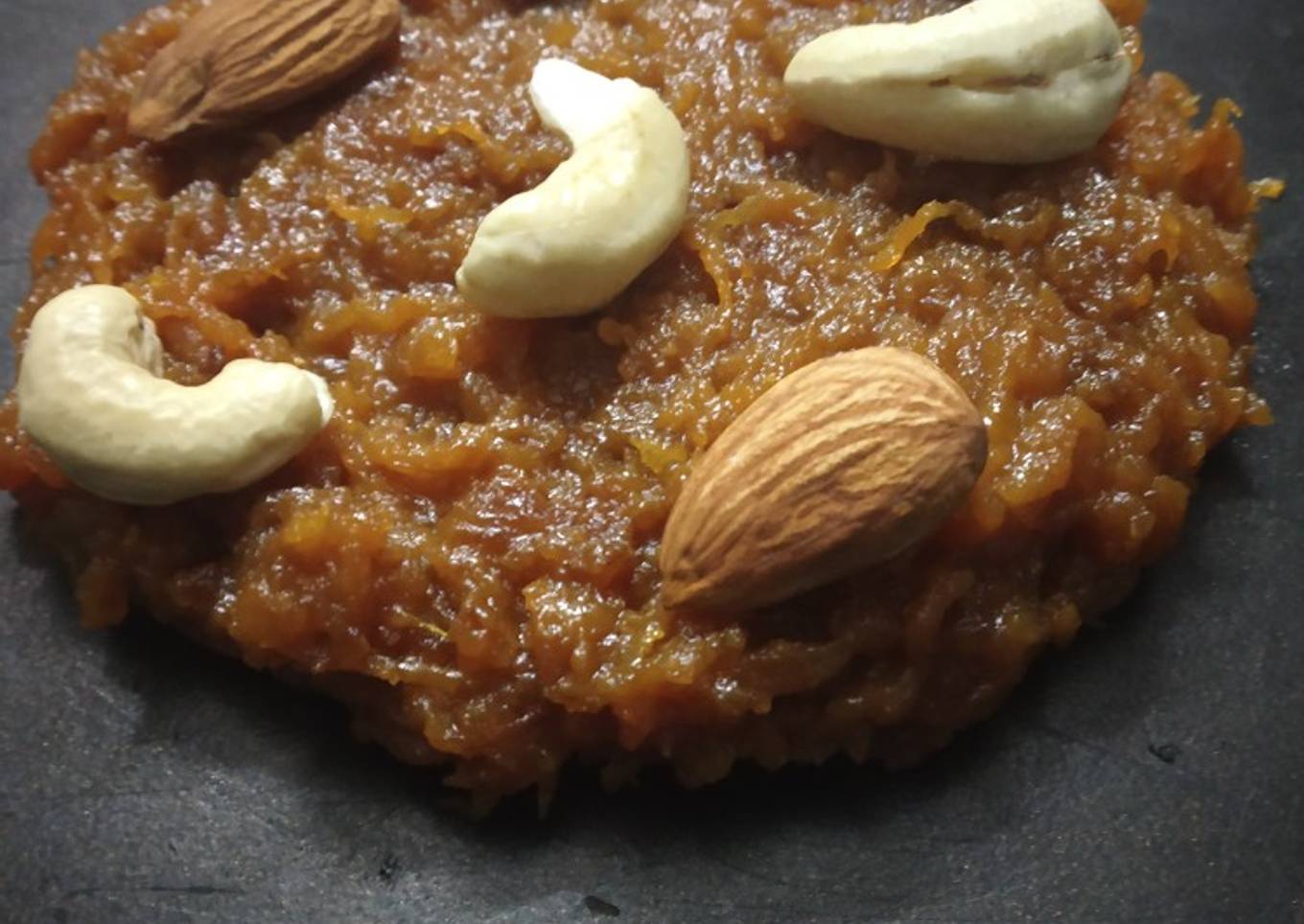 Butter scotch musk melon halwa