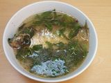 Canh cá diếc nấu rau răm