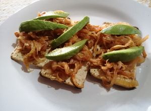 Una foto de Carne Polaca