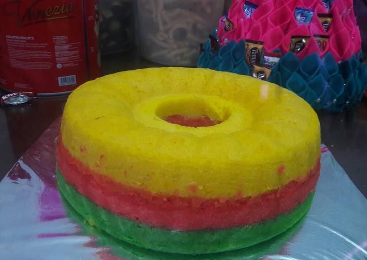 Bolu kukus warna-warni