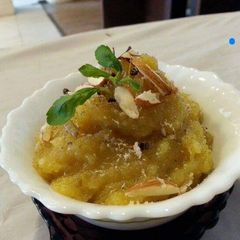 A picture of Toor Dal Badam Halwa.