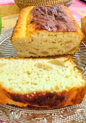 Une photo de Cake poire-coco 🍐