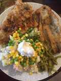 Pescado Frito con Ensalada Surtida