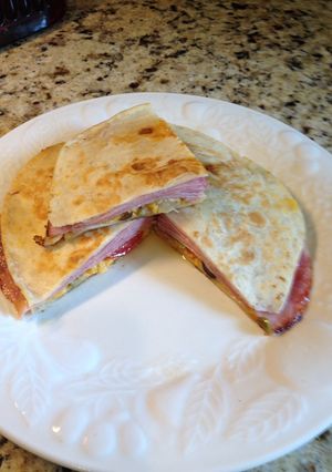 A picture of Ham & Cheese Quesadillas.