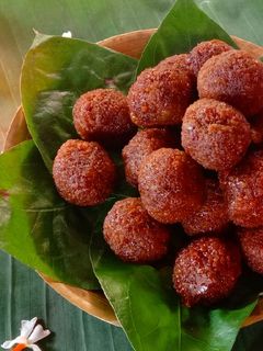 নারকেল নাড়ু(narkel naru recipe in bengali) রেসিপির প্রধান ছবি