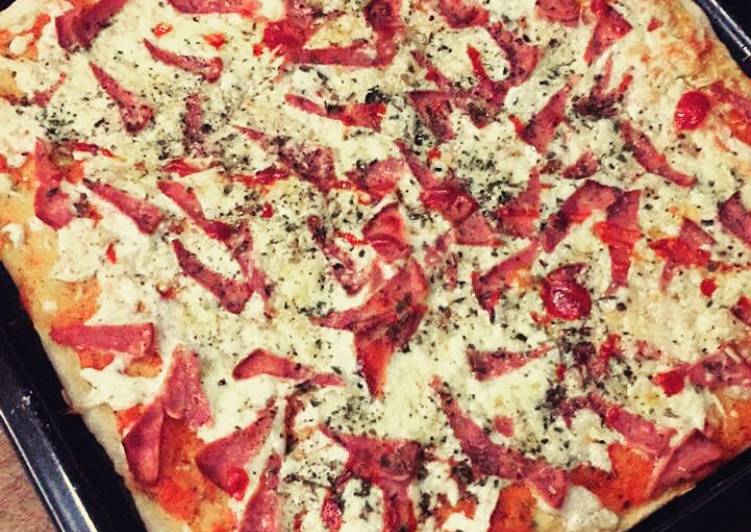 Step-by-Step Guide to Prepare Premiato Pizza salutabile