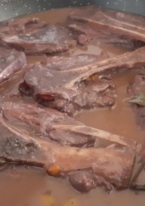 Una foto de Codillo en salsa de vino tinto⭐⭐⭐