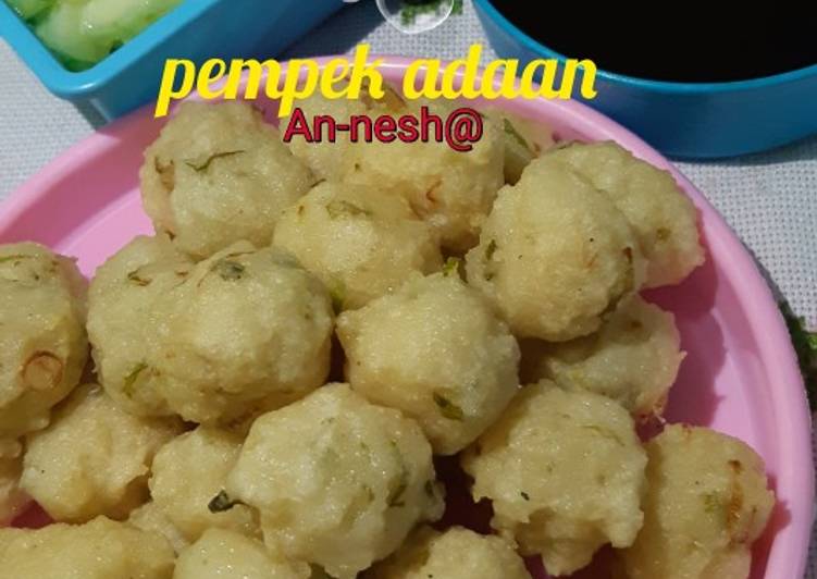 28.Pempek Adaan