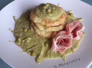 Una foto di gnocchi di semolino