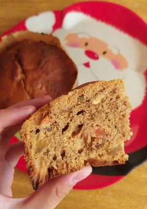 Una foto de Pan de Pascua con Levadura