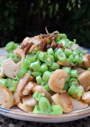 簡單的美味-XO醬炒四季豆麵腸 的食譜成品照片