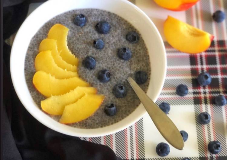 Recipe of Award-winning Blueberry Peach Chia Pudding