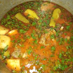 Alu gosht A picture of Alu gosht.