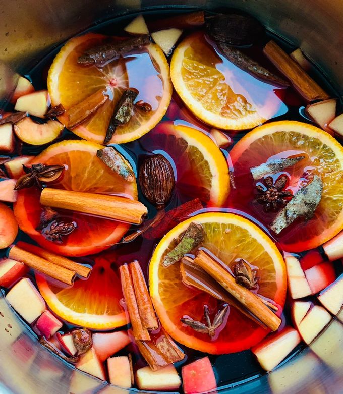 Hình của món Da Lat mulled wine - rượu vang nấu Đà Lạt.