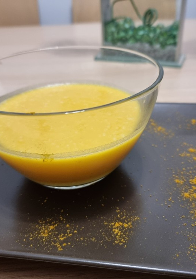 Una foto de Crema de calabaza con toque de curry