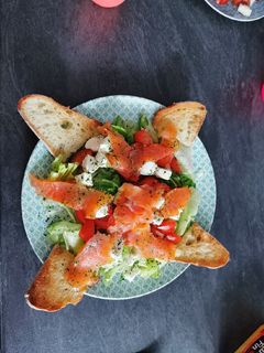 Une photo de Salade à la truite